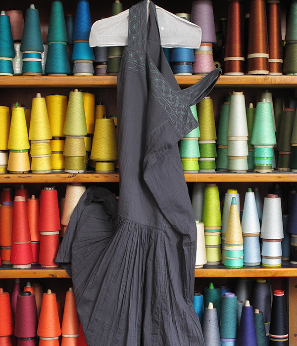 Maxi vestito in cotone ricamato
