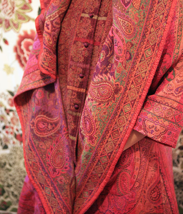 Mantello paisley in lana