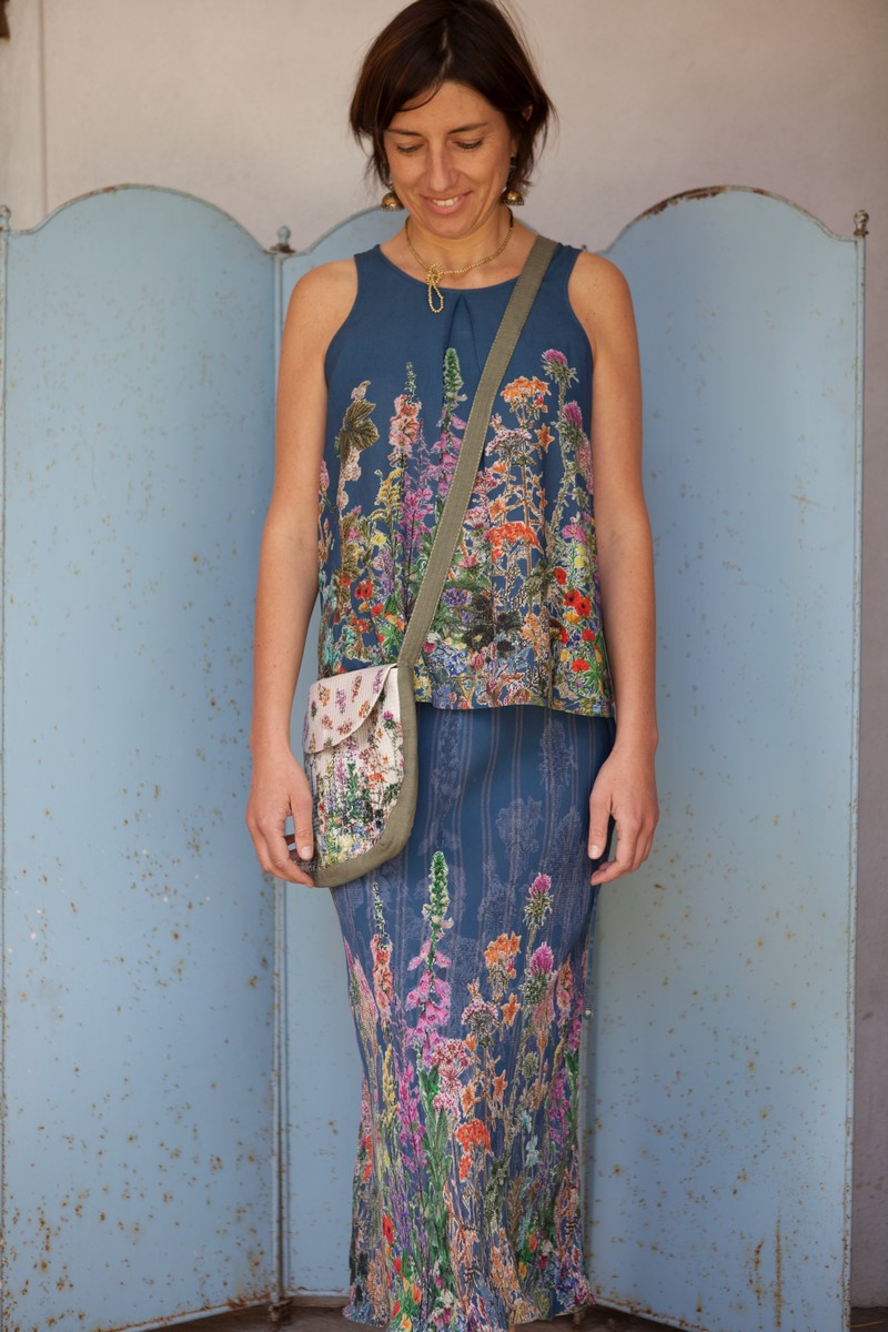 Top e pantaloni con stampa floreale