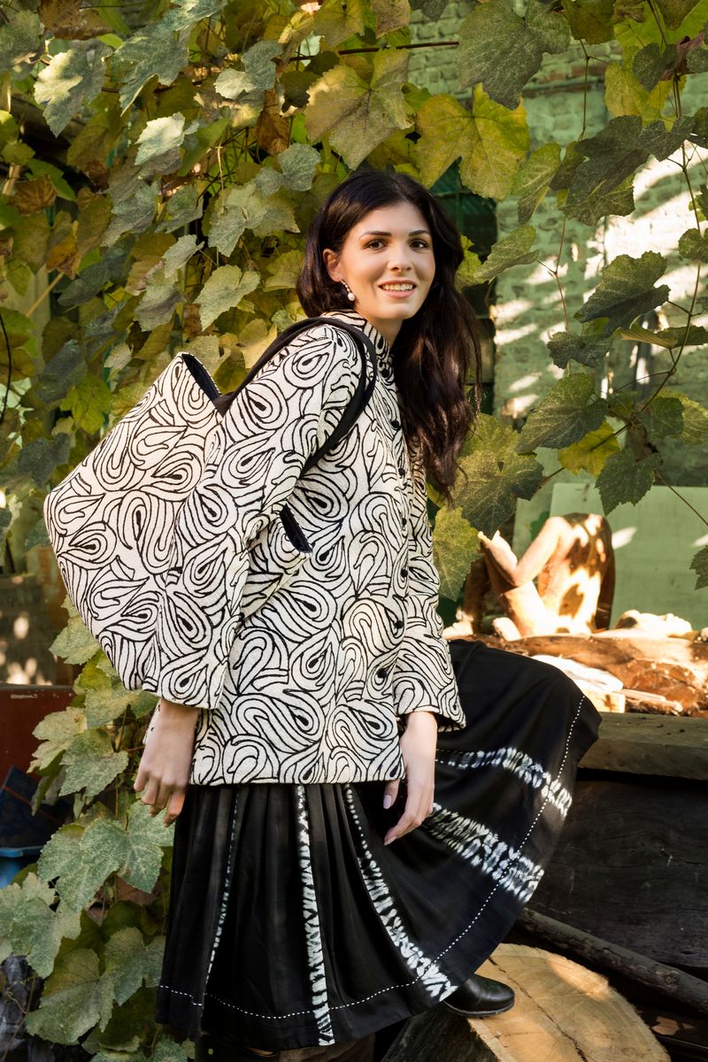 GIACCA E SHOPPING BAG RICAMATI / GONNA TIE & DYE